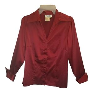 Fred David women's medium long sleeves button-up collar blouse. 7031